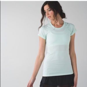 Lululemon swift tee